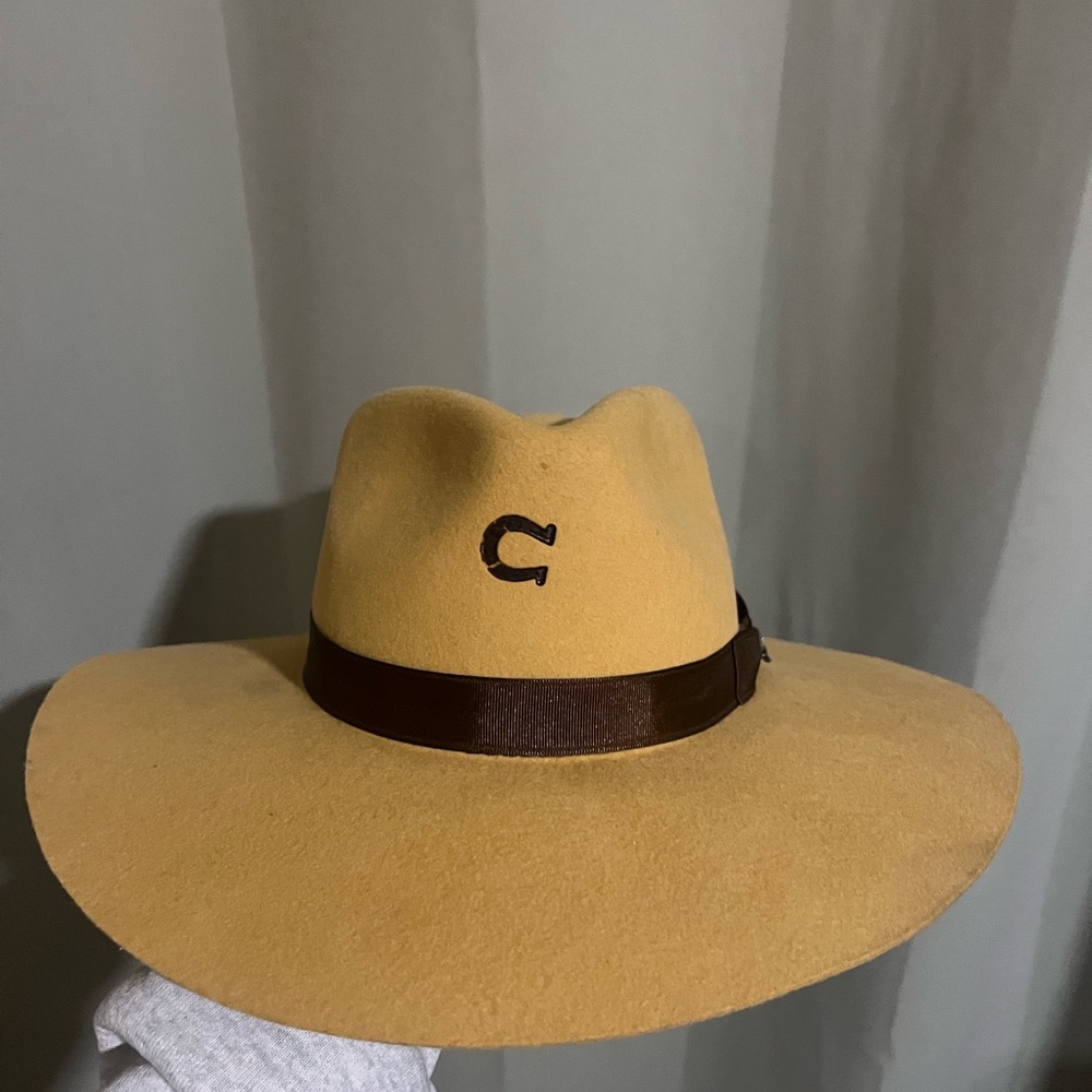 Charlie 1 Horse hat. Style Highway